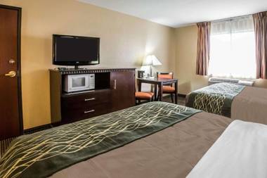 Econo Lodge Inn & Suites Monroe