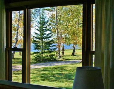 Historic Birch Lodge and Motel