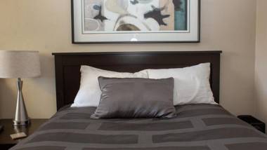 Mark III INN & Suites