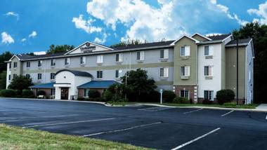 Candlewood Suites Saint Joseph - Benton Harbor an IHG Hotel