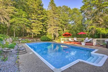 Apple Valley Guest Suite Forest Views and Pool