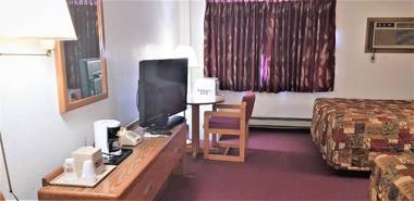 AmeriVu Inn & Suites-Avon