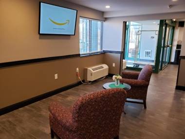 Travelodge by Wyndham Brooklyn Center