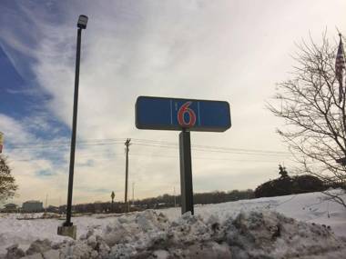 Motel 6-Burnsville MN