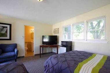 Custom Stay Residence and Suites