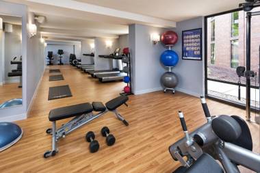 Delta Hotels by Marriott Minneapolis Northeast