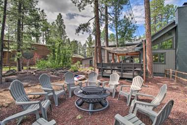 Chic Pinetop Retreat with Separate Apartment!