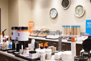 Hampton Inn & Suites St. Paul Downtown