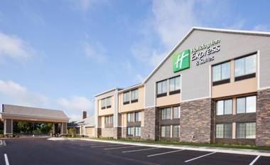 Holiday Inn Express & Suites Willmar an IHG Hotel