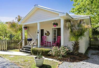 Carroll House Cottages
