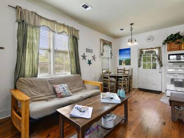 Carroll House Cottages