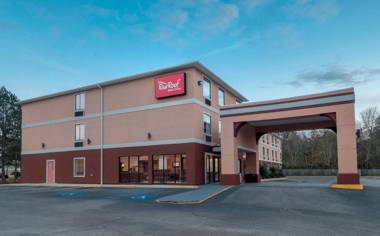 Red Roof Inn & Suites Biloxi