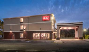 Red Roof Inn & Suites Biloxi