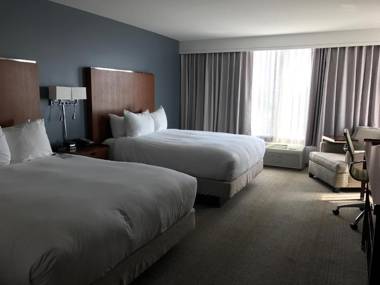 DoubleTree by Hilton Biloxi