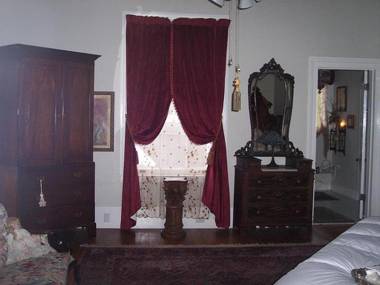 Shadowlawn Bed and Breakfast