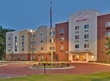 Candlewood Suites Flowood Hotel