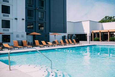 Courtyard by Marriott Gulfport Beachfront