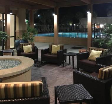 Courtyard by Marriott Gulfport Beachfront