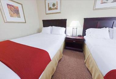 Holiday Inn Express Hotel & Suites Lucedale an IHG Hotel