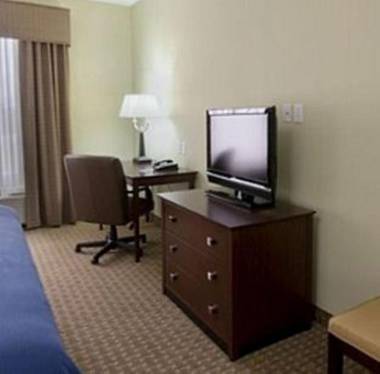 Holiday Inn Express Hotel & Suites-Magee an IHG Hotel