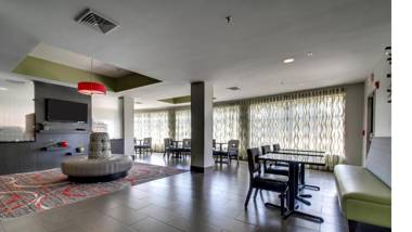 Holiday Inn Express Hotel & Suites Meridian an IHG Hotel