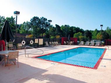 Holiday Inn Express & Suites Tupelo an IHG Hotel