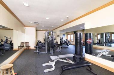 Table Rock Escape at Pointe Royale