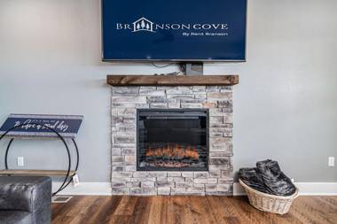 New Property Special Pricing on 10 Bedroom Lake Home!