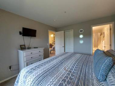 Placid Place - Walk to Marina - FISHING - Stylish - BOAT RENTALS - Central spot!