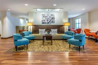 MainStay Suites St. Louis Airport