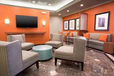 Drury Inn & Suites St. Louis Creve Coeur