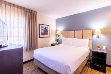 Sonesta Simply Suites St Louis Earth City