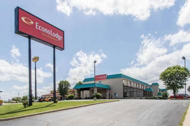 Econo Lodge Inn & Suites Joplin