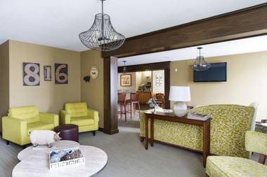 Hotel Westport Kansas City Tapestry Collection by Hilton