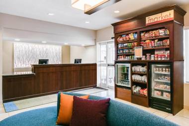 Fairfield Inn & Suites Kansas City Airport