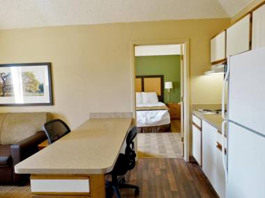 Extended Stay America Suites - Kansas City - Airport - Tiffany Springs