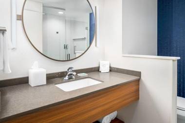 Fairfield by Marriott Inn & Suites Kansas City North Gladstone