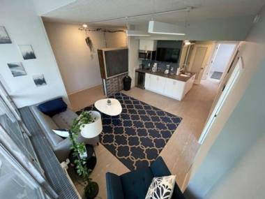 Cozy Resort Style Lodging Min From The Plaza 110