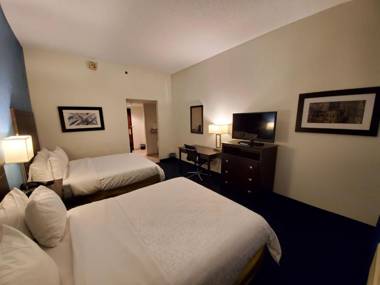 Holiday Inn Express St. Louis Arpt - Maryland Hgts an IHG Hotel