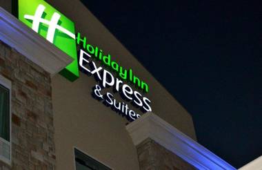 Holiday Inn Express Hotel And Suites St Joseph