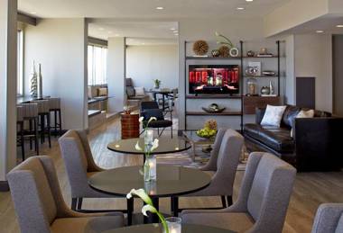 Renaissance St. Louis Airport Hotel