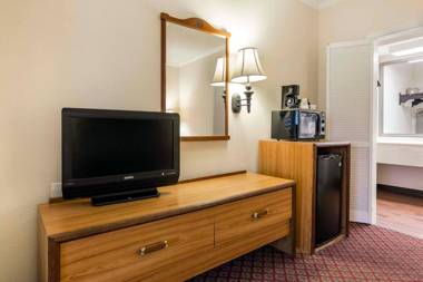 Arbor Suites Medical Mile