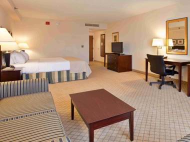 Holiday Inn Hotel & Suites Springfield an IHG Hotel