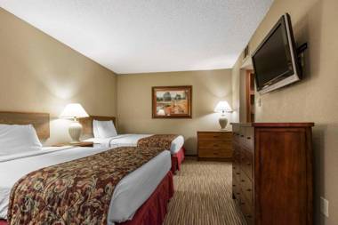 Arbor Suites at the Mall
