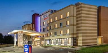 Fairfield Inn & Suites by Marriott Warrensburg