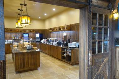 Country Inn & Suites by Radisson Kalispell MT - Glacier Lodge