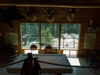 Diamond R Guest Ranch