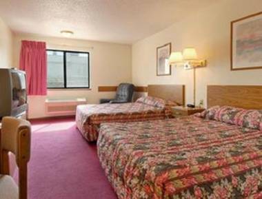 Super 8 by Wyndham Chadron NE