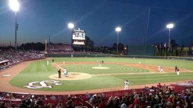 Holiday Inn Express & Suites Lincoln I - 80 an IHG Hotel