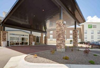 Holiday Inn Express Hotel & Suites North Platte an IHG Hotel